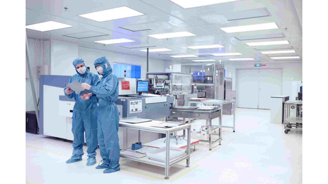 Mua nước cất tại Điện Biên