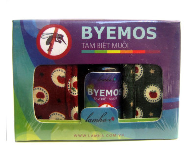 Bộ 2 vòng tay in hoa và tinh dầu chống muỗi Byemos